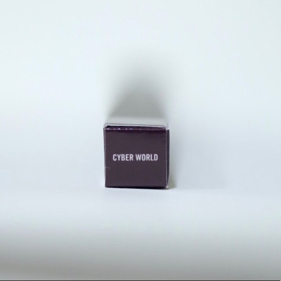 MAC Cosmetics Cyber World Lip Pencil - Picture 3 of 4